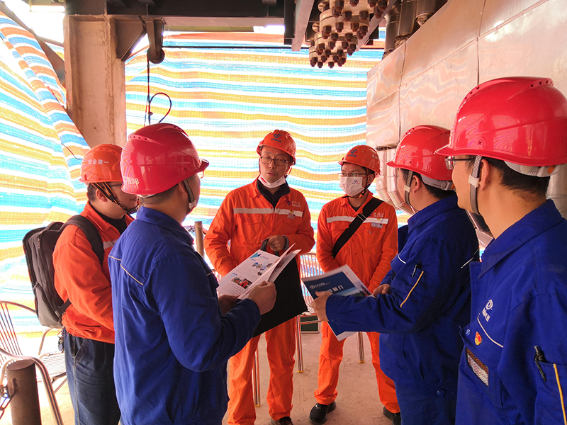 瀘天化弘旭公司為中國兵器集團南溪紅光公司提供技術服務--弘旭公司南溪紅光公司業(yè)務拓展紀實(圖2) 瀘天化弘旭公司為中國兵器集團南溪紅光公司提供技術服務--弘旭公司南溪紅光公司業(yè)務拓展紀實(圖2)