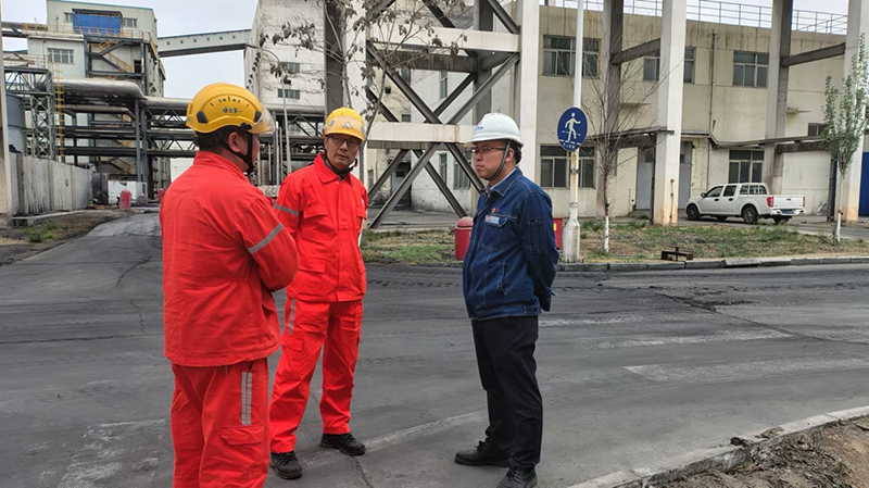 弘旭公司副總經(jīng)理石強赴寧夏和寧維保項目部開展督導工作(圖2)