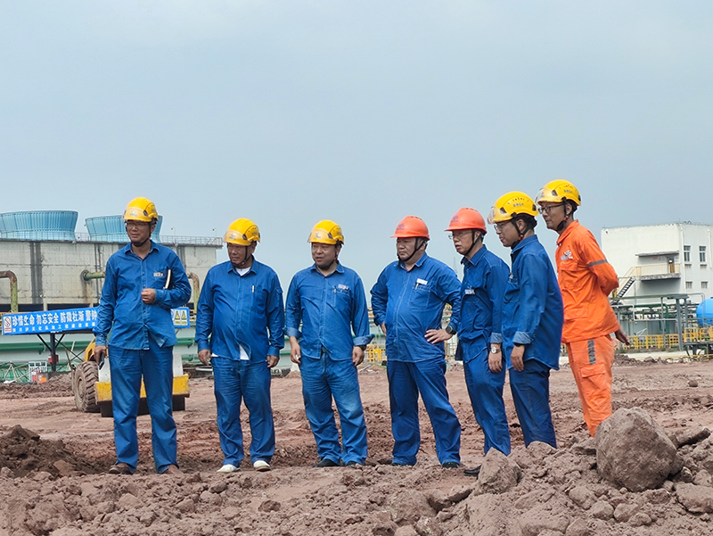 箱涵基坑全線貫通！傅利才、陳懋金蒞臨現(xiàn)場指導(dǎo)(圖1)